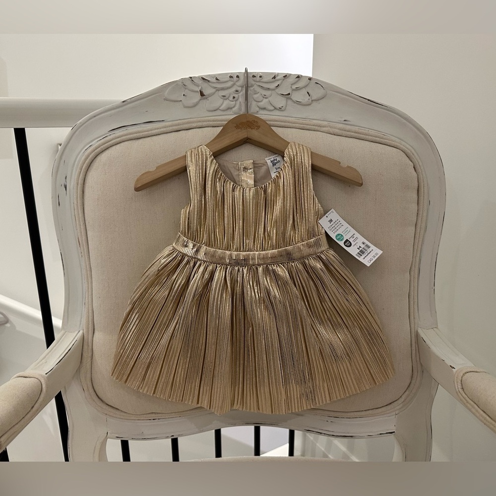 🧸 6 Mth Gold Metallic Baby Fancy Party Dress Oshkosh NWT